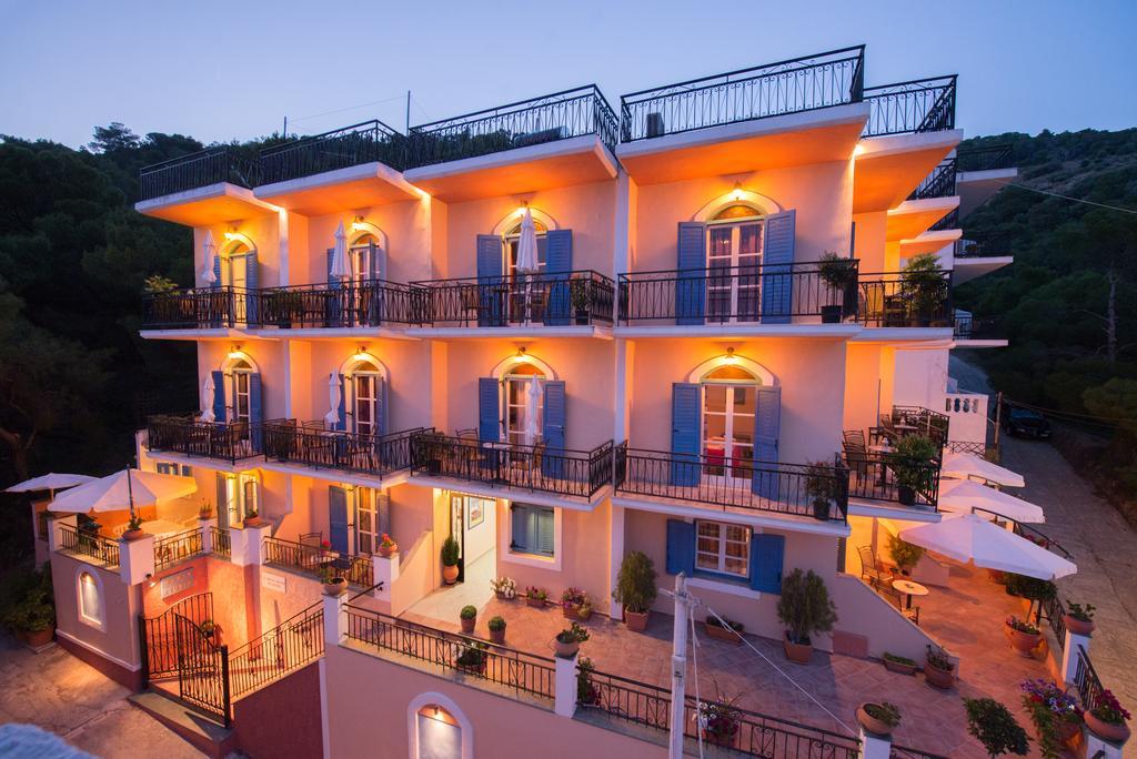 Maria Studios Poros Town Exterior foto